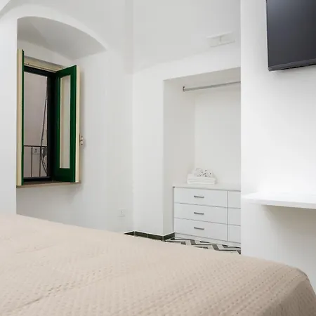 Ferienhaus Honey - De Vivo Realty *