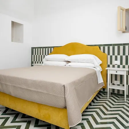Honey - De Vivo Realty Ferienhaus